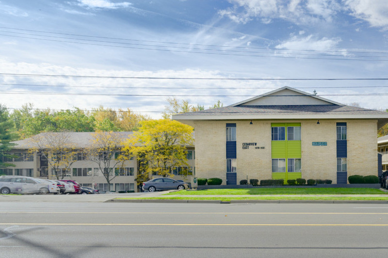 Primary Photo - Cedarview East Apartments