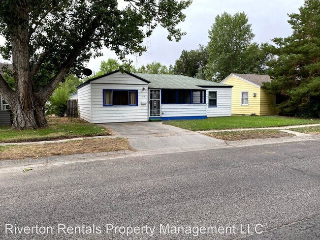 Foto del edificio - 3 br, 1 bath House - 919 E Roosevelt