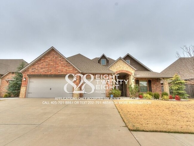 Building Photo - ABSOLUTELY STUNNING 4 BD/3 BATH HOME IN WI...