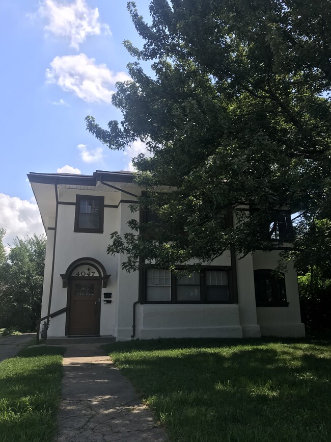 Building Photo - 4047 Warwick Blvd