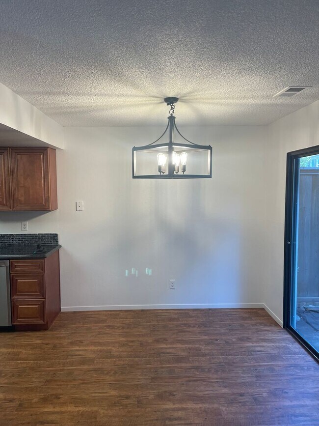 Foto del edificio - Close to Capitola / Easy Highway Access