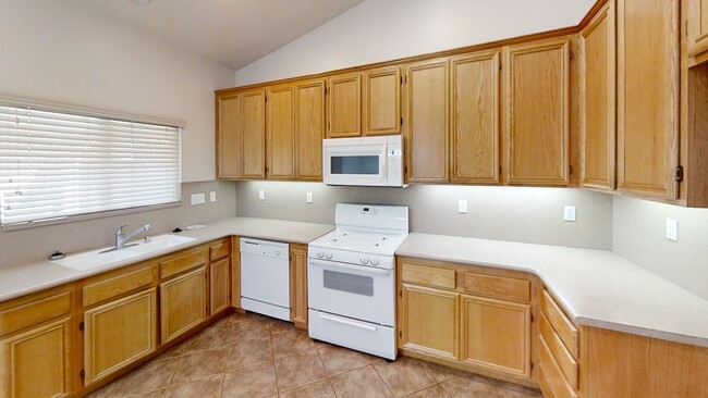 Building Photo - 3 Bedroom, 55 & older Property! 2645 Rainb...