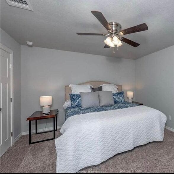 Foto del edificio - 3635 Kenyon Dr