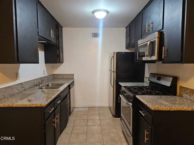 Foto principal - 153 W Cascade Dr