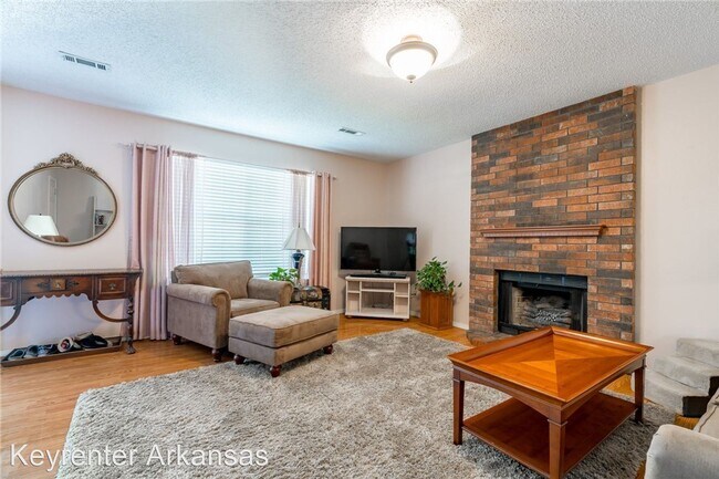 Building Photo - 3 br, 2.5 bath House - 763 W Van Gogh Pl