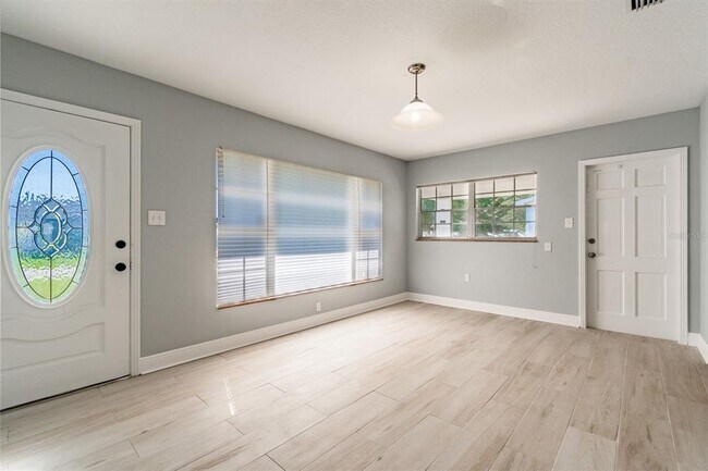 Foto del edificio - 1709 W Louisiana Ave