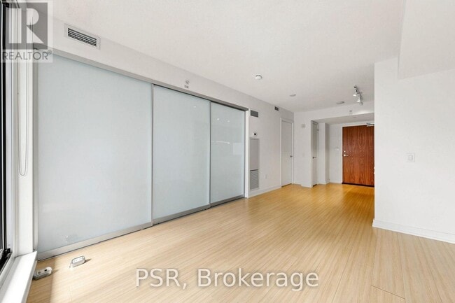 Building Photo - 75 Queens Wharf Rd