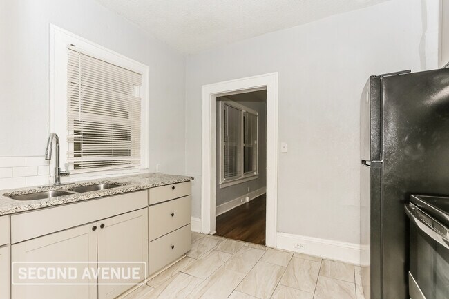 Foto del edificio - 1417 W 6th St