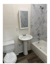 Building Photo - 1523 N McCadden Pl