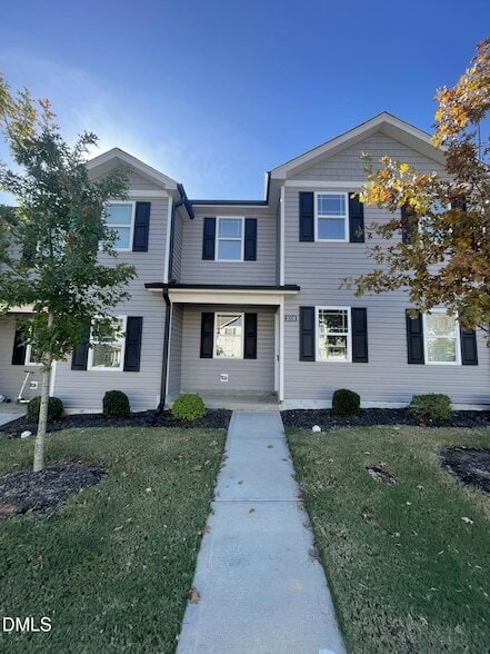 Building Photo - 2059 Wiggins Village Dr