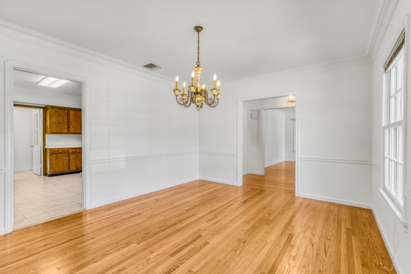 Dining Room - 10536 Whipple St
