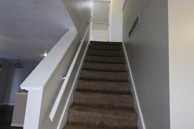 Foto del edificio - 2430 Deerfield Blvd