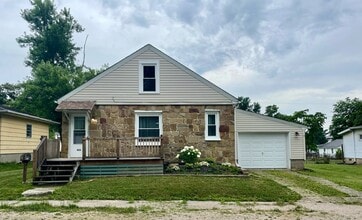 Building Photo - 435 Wellington Ave