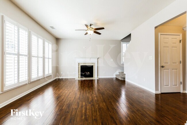 Foto del edificio - 2439 White Alder Dr NE