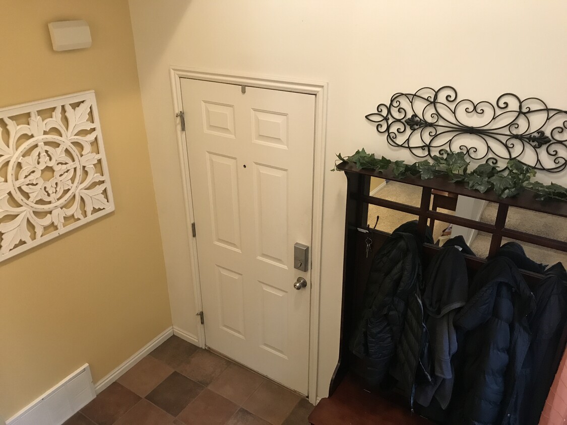 Photo - 6754 950 E (Midvale, UT)