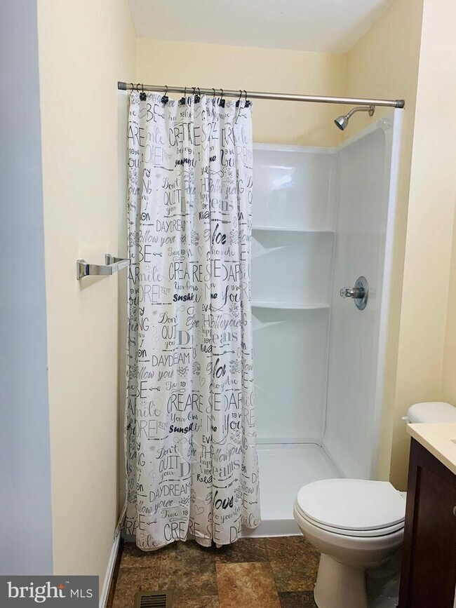 Building Photo - 12 St Patrick St