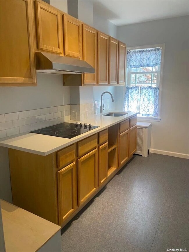 Building Photo - 53-44-53-66 66th St