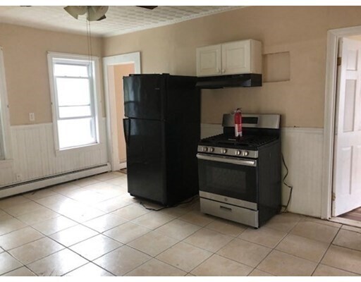 Primary Photo - 117-119 Ennell St