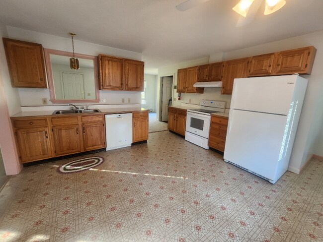 Foto del edificio - 91 Forest Dr