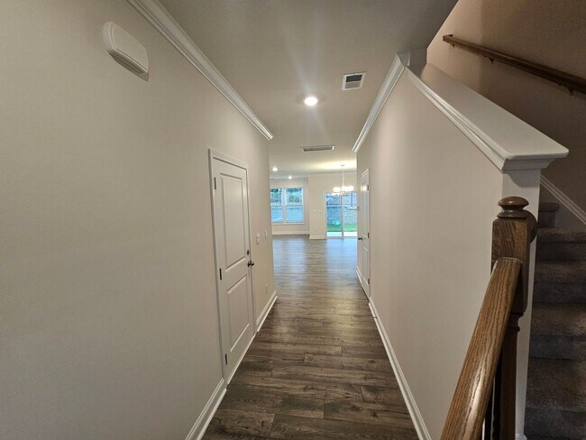 Foto del edificio - Beautiful Townhome in coveted Skybrook  Hu...