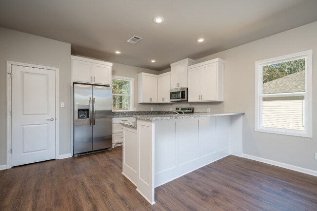 Building Photo - 105 Pocola Dr