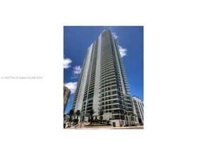Building Photo - 1331 Brickell Bay Dr
