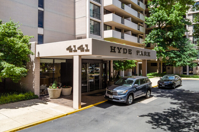 Entrance - Hyde Park Condominium