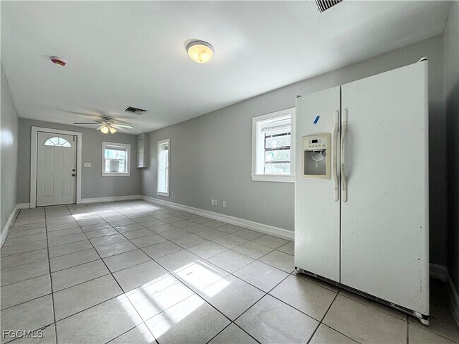 Foto del edificio - 448 Ellis St