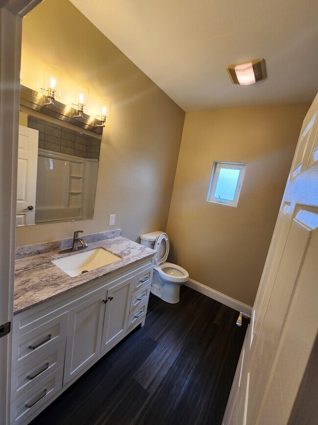Bathroom - 108 W Idaho Ave
