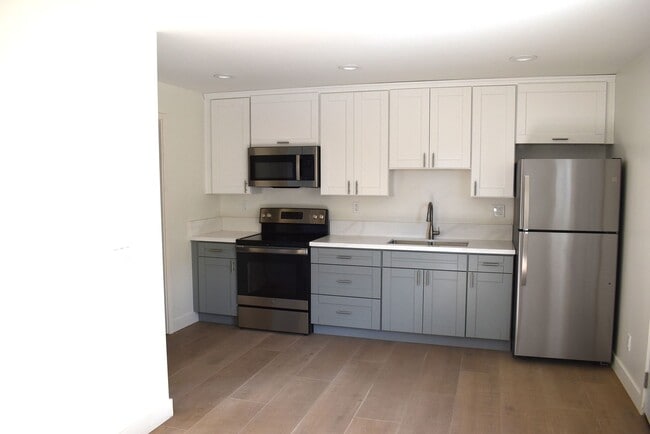 Building Photo - Brand New Construction in Gated Complex 1 ...