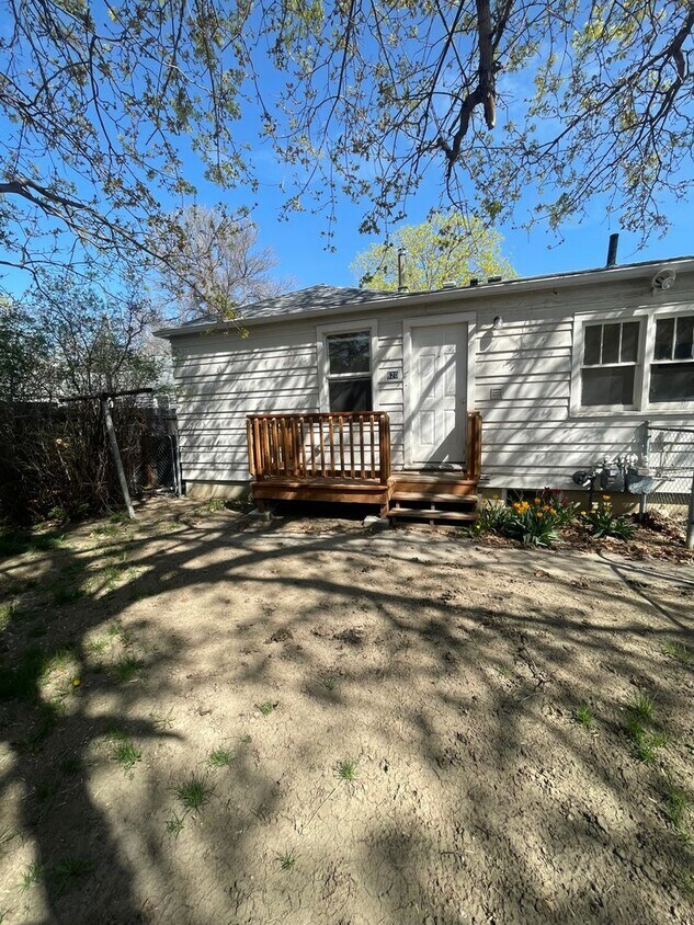 Primary Photo - 614 St Johns Ave