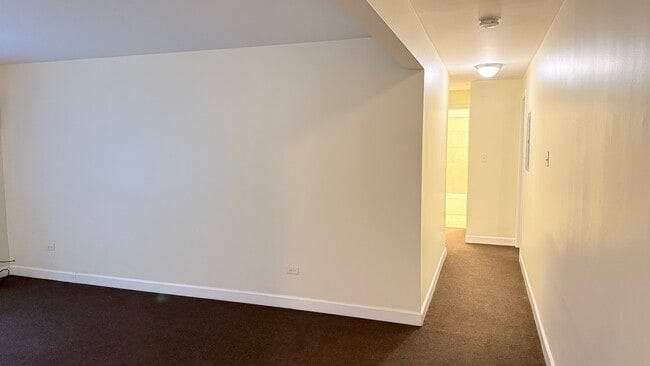 Foto del edificio - 9036 S Cottage Grove Ave