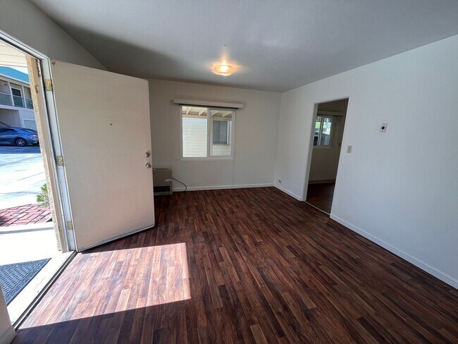 Foto del edificio - 768 W Pine St