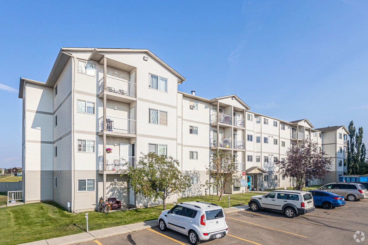 Building Photo - Spruce Ridge Estates