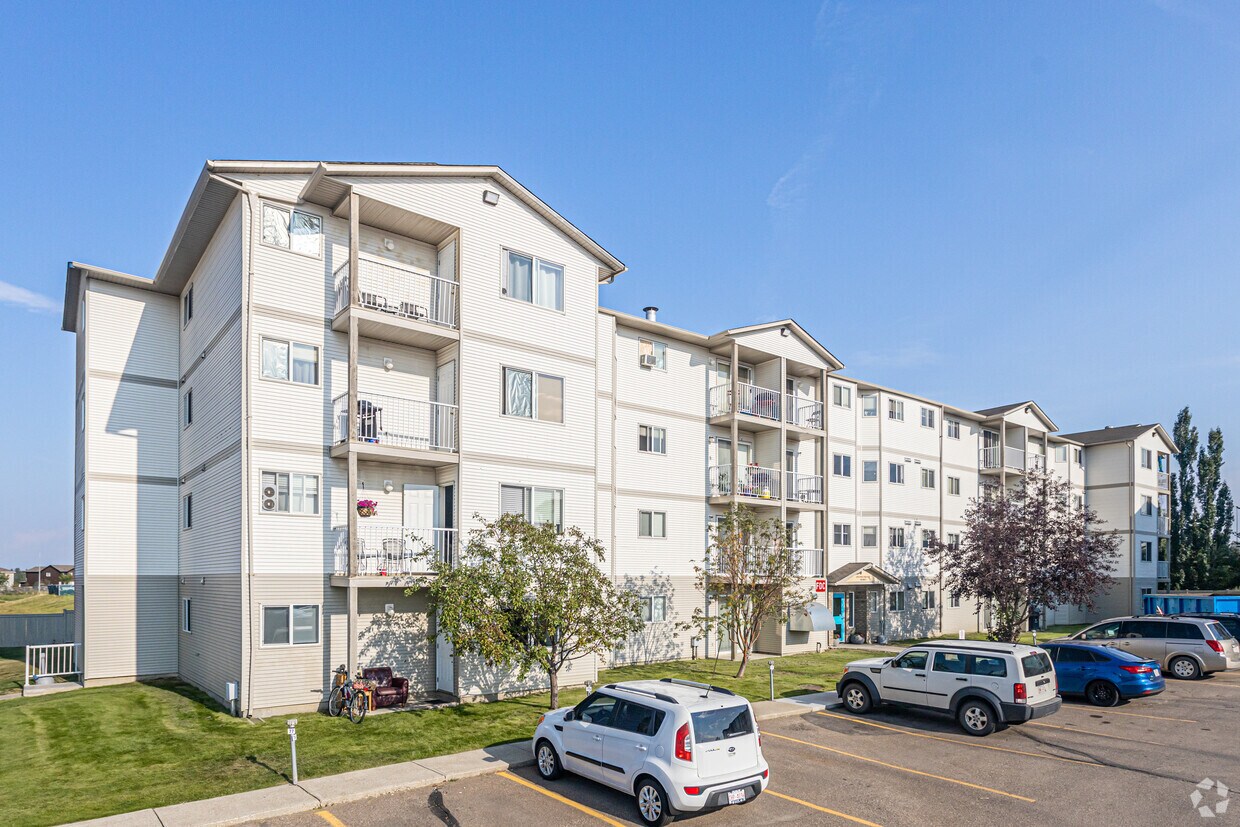Photo du bâtiment - Spruce Ridge Estates