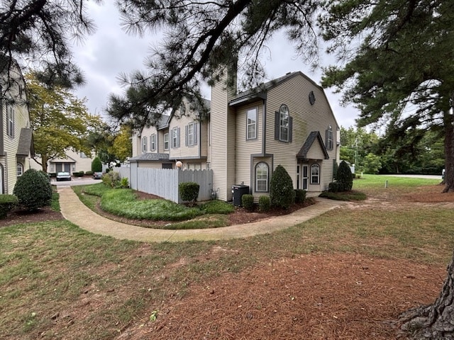 Building Photo - 5261 Bardith Cir
