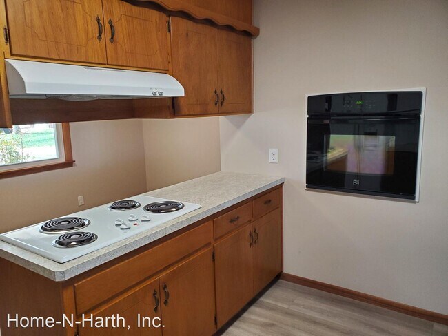Building Photo - 3 br, 2 bath House - 4038 N Charles
