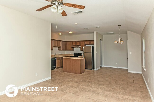 Foto del edificio - 8100 Raleigh Dr