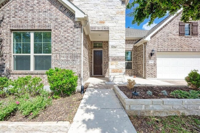 Building Photo - 2416 Echo Park Dr