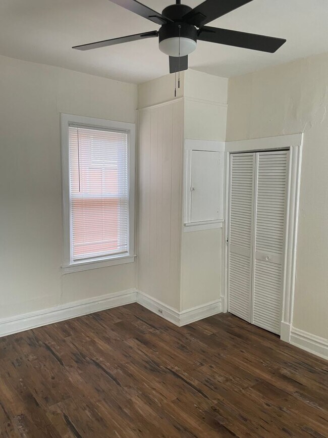 Foto del edificio - House for Rent in Southwest City