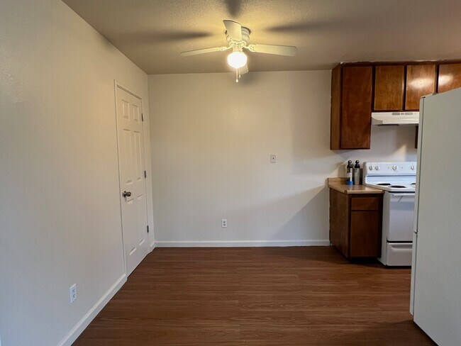 Foto del edificio - 412 2nd St