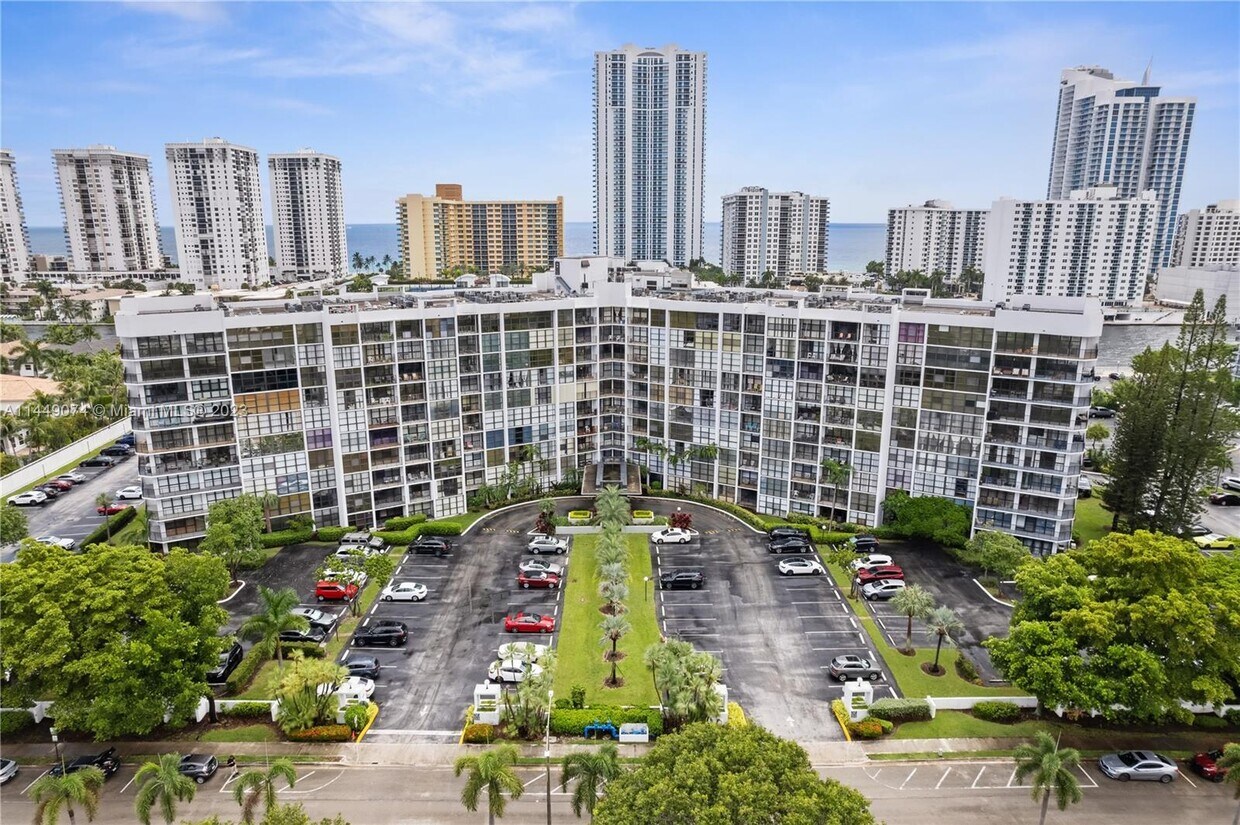 1000 Parkview Dr Unit 614, Hallandale Beach, FL 33009 Condo for Rent