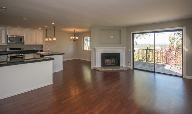 Foto del edificio - La Costa Meadowridge 3BR/2.5BTH Newly Remo...