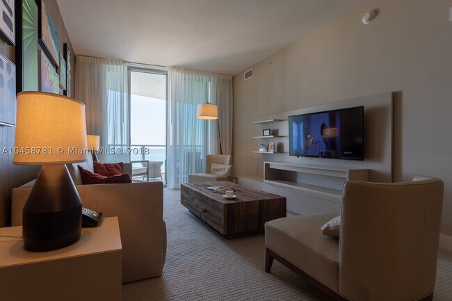 Building Photo - 4111 S Ocean Dr