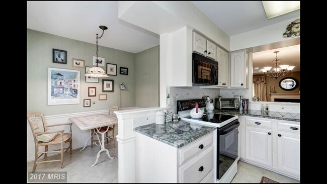 Foto del edificio - 7735 Marshall Heights Ct