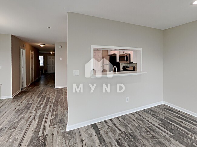 Building Photo - 3636 Sapphire Ct