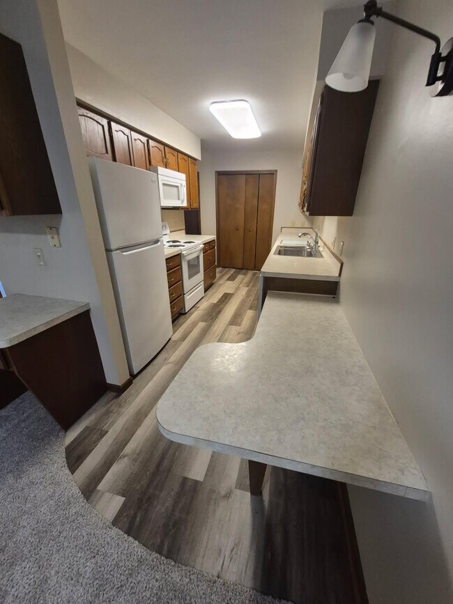 Foto del edificio - 4908 Russell St