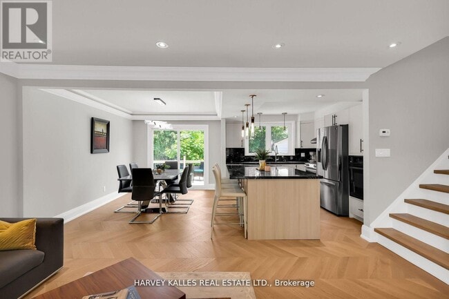 Photo du bâtiment - 16 Wedgeport Pl