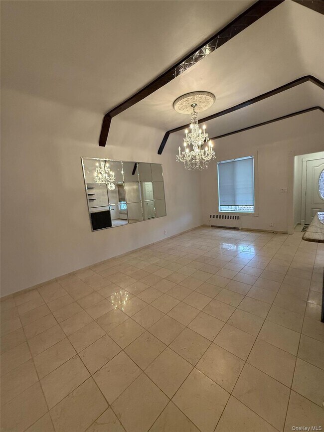 Foto del edificio - 54-40 80th St