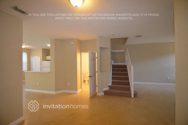 Building Photo - 7732 NW 114th Pl